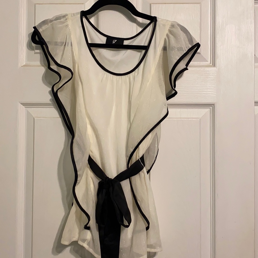Flowy Top